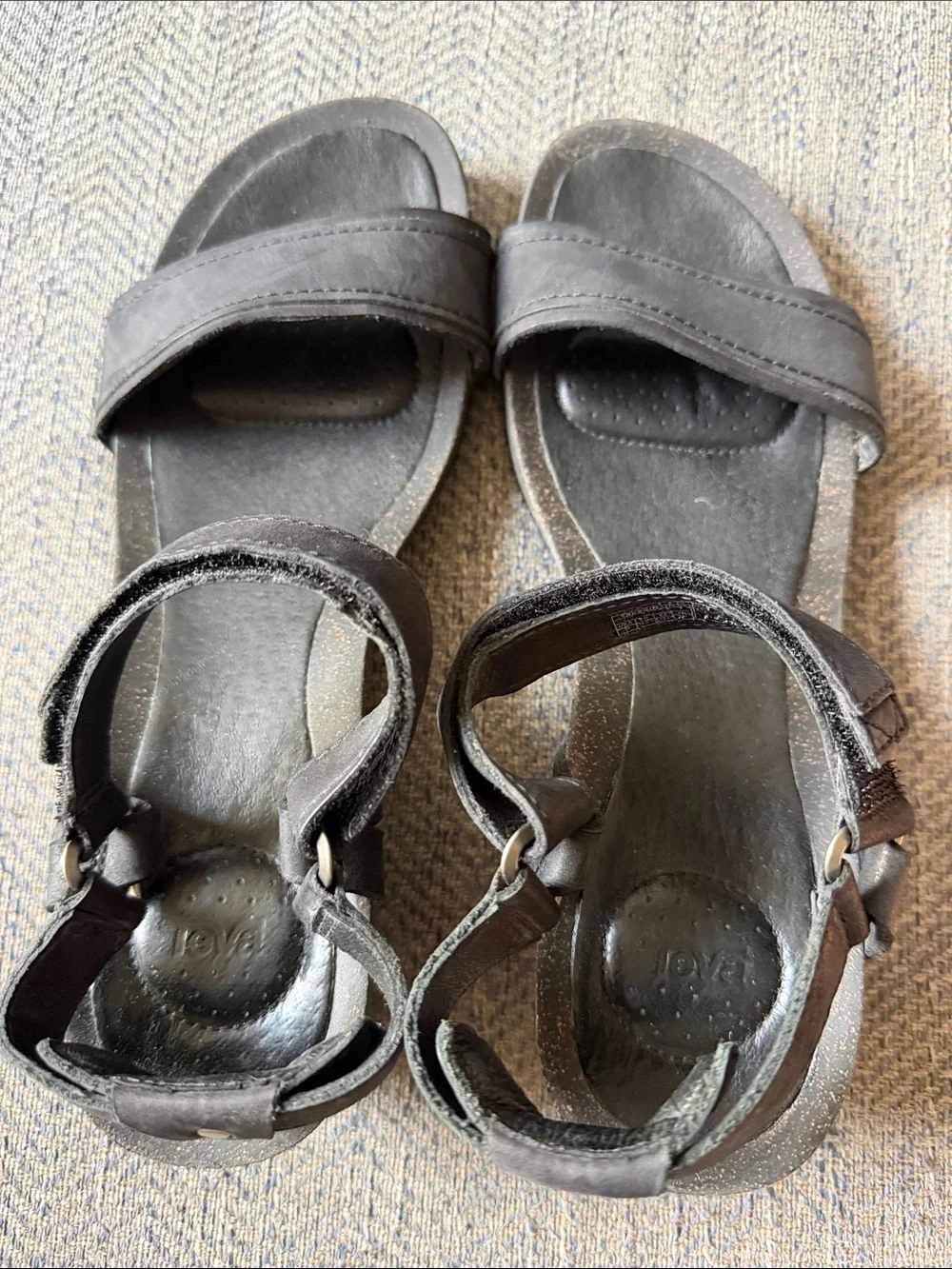Teva Women’s Cabrillo Black Leather Wedge Sandals Size: 10